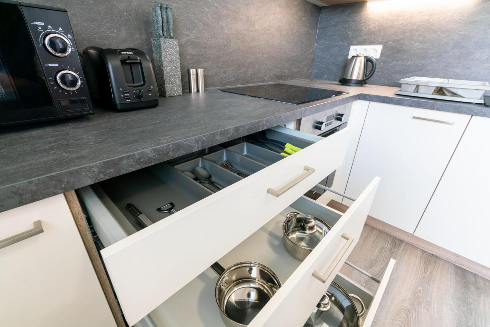 Apartmany Zlatovska Trencin Bagian luar foto