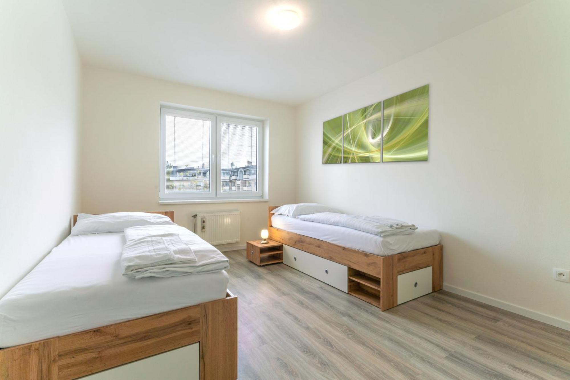 Apartmany Zlatovska Trencin Bagian luar foto